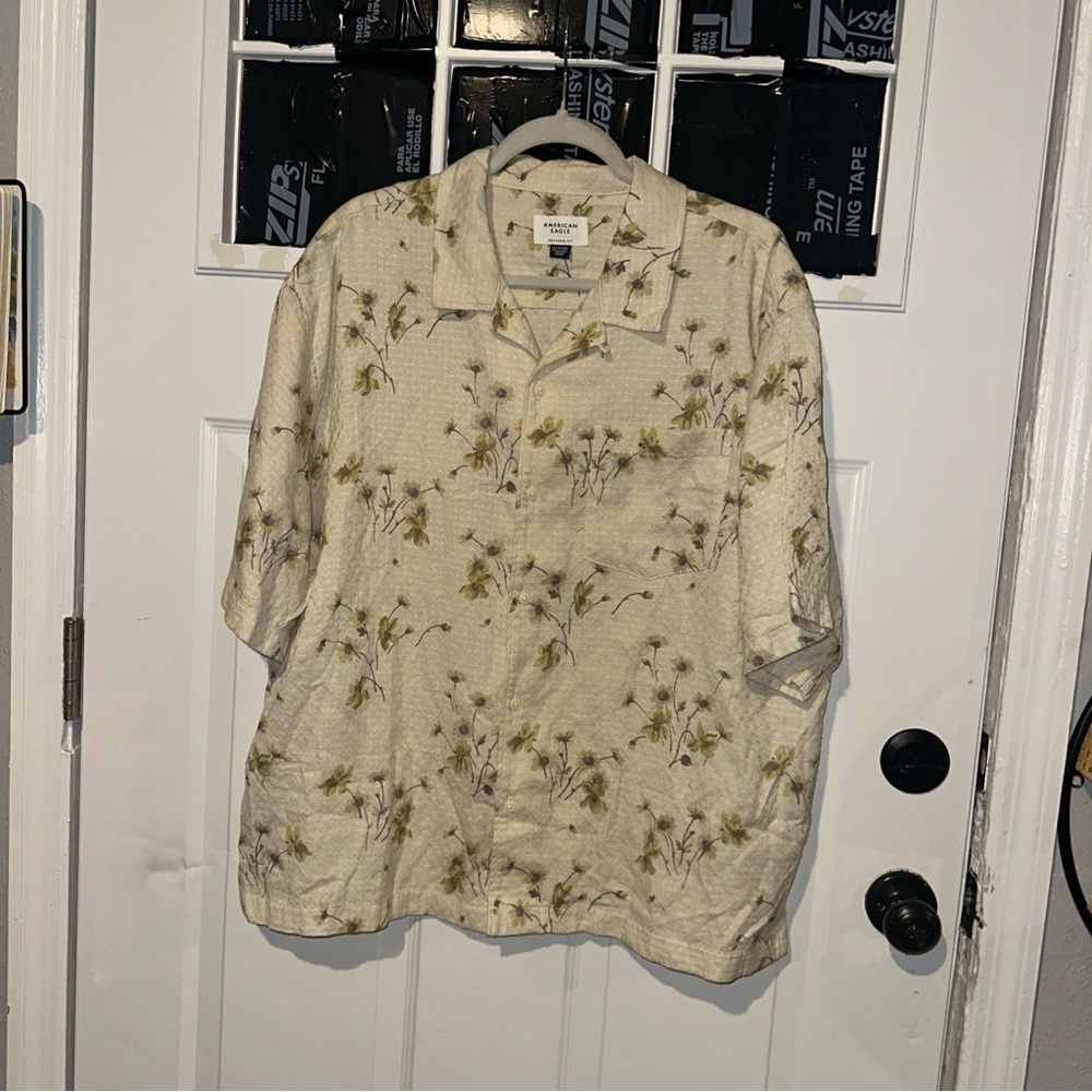 American Eagle Outfitters Beige Floral Men's Shirt